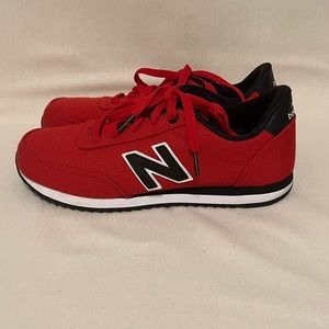 NEW BALANCE TENNIS SHOES